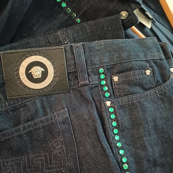 Versace jeans and jacket - Picture 4 of 16